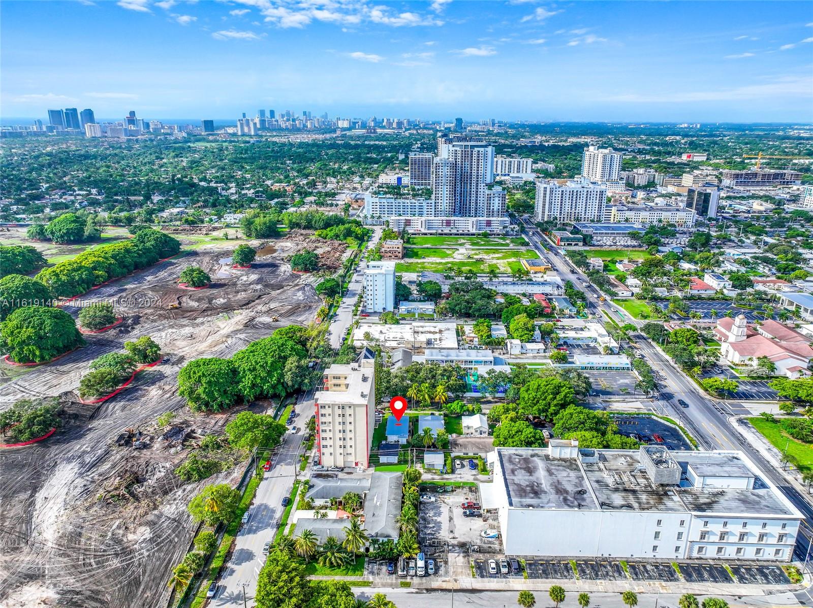 HOLLYWOOD LAKES - Residential Income