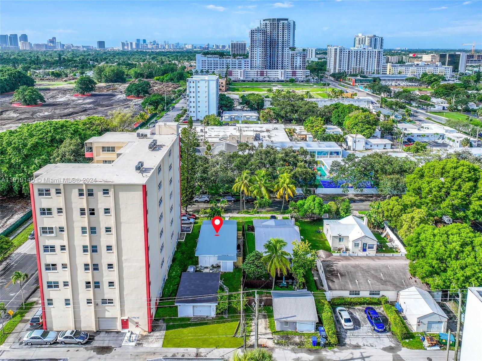 HOLLYWOOD LAKES - Residential Income