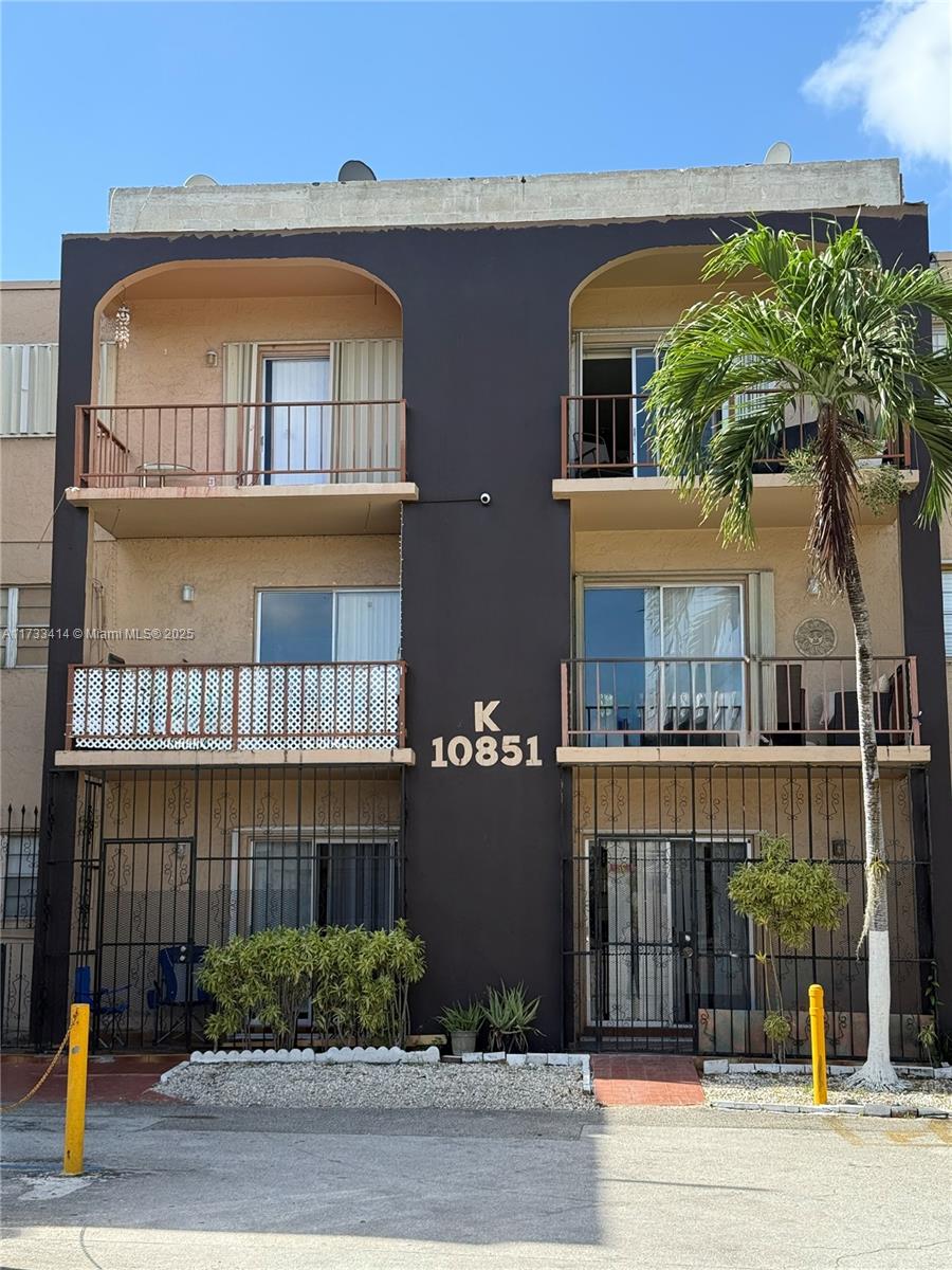 WEST FLAGLER HERITAGE NO 2 - Residential Lease