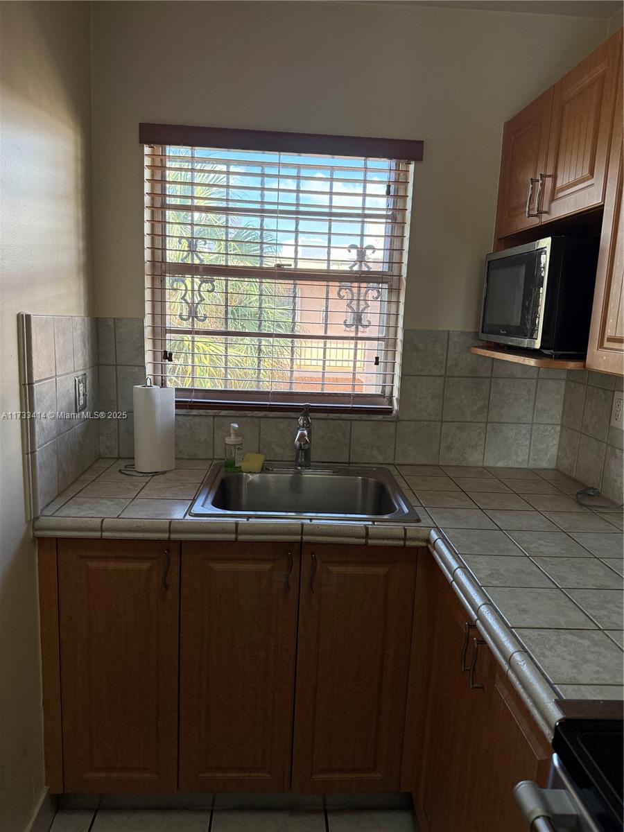 WEST FLAGLER HERITAGE NO 2 - Residential Lease