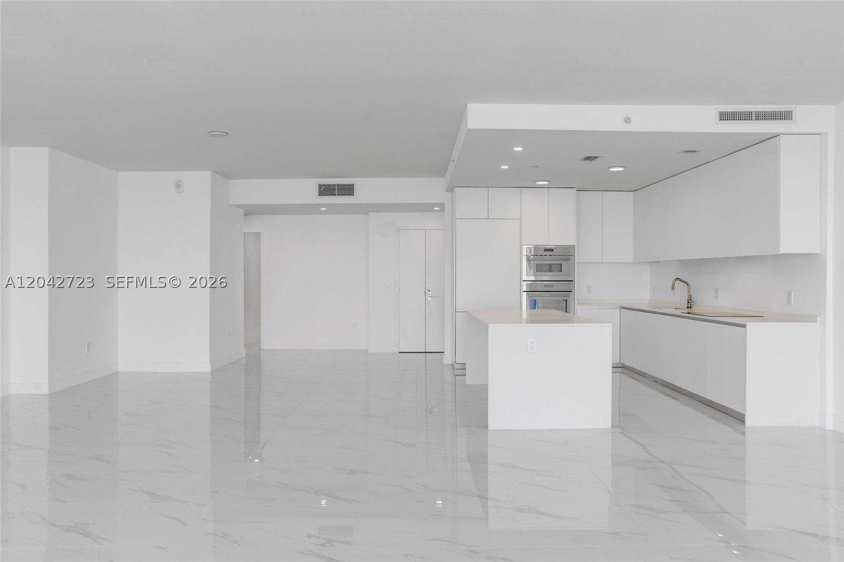 BAY BREEZE - Residential