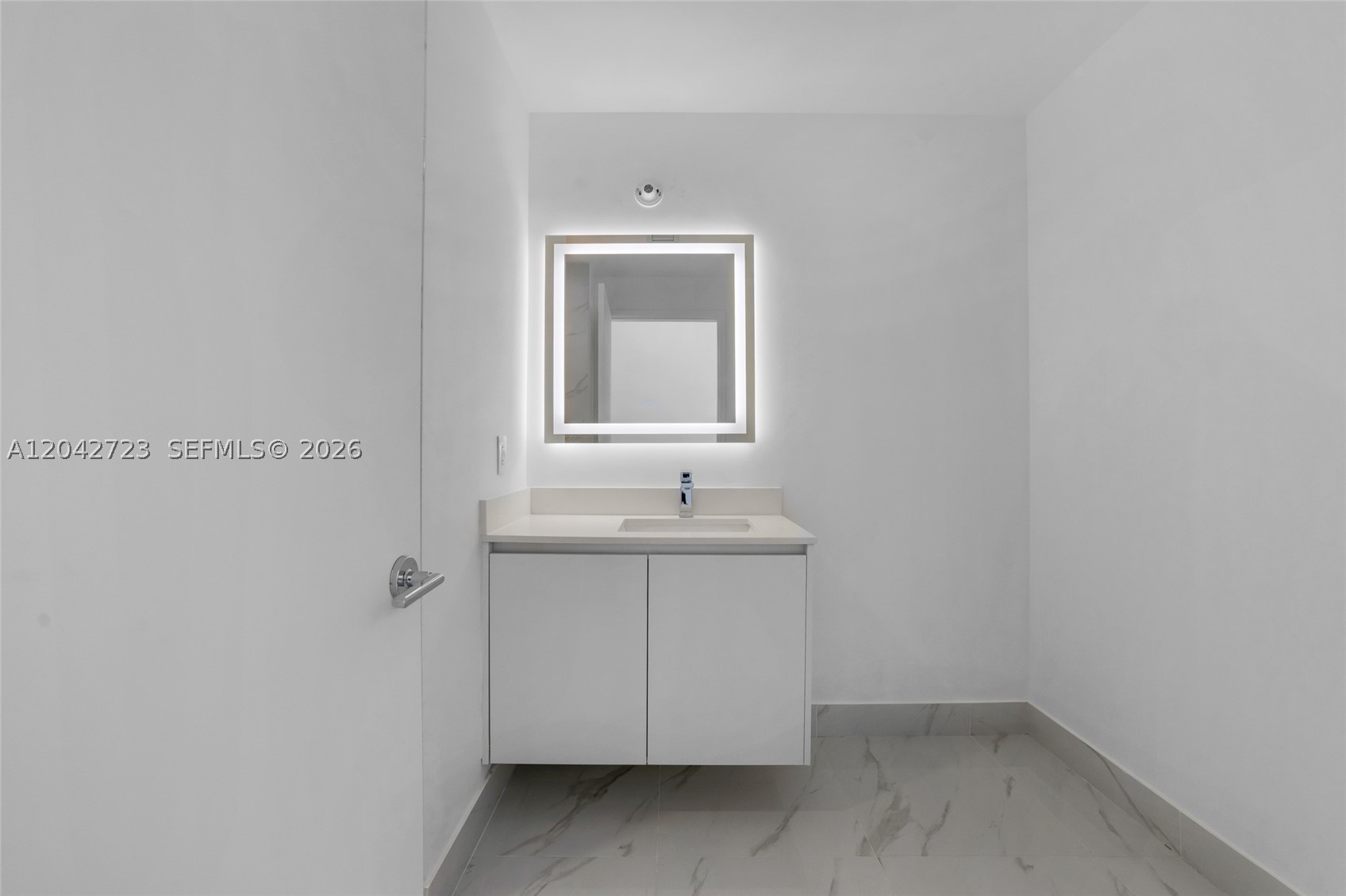 BAY BREEZE - Residential