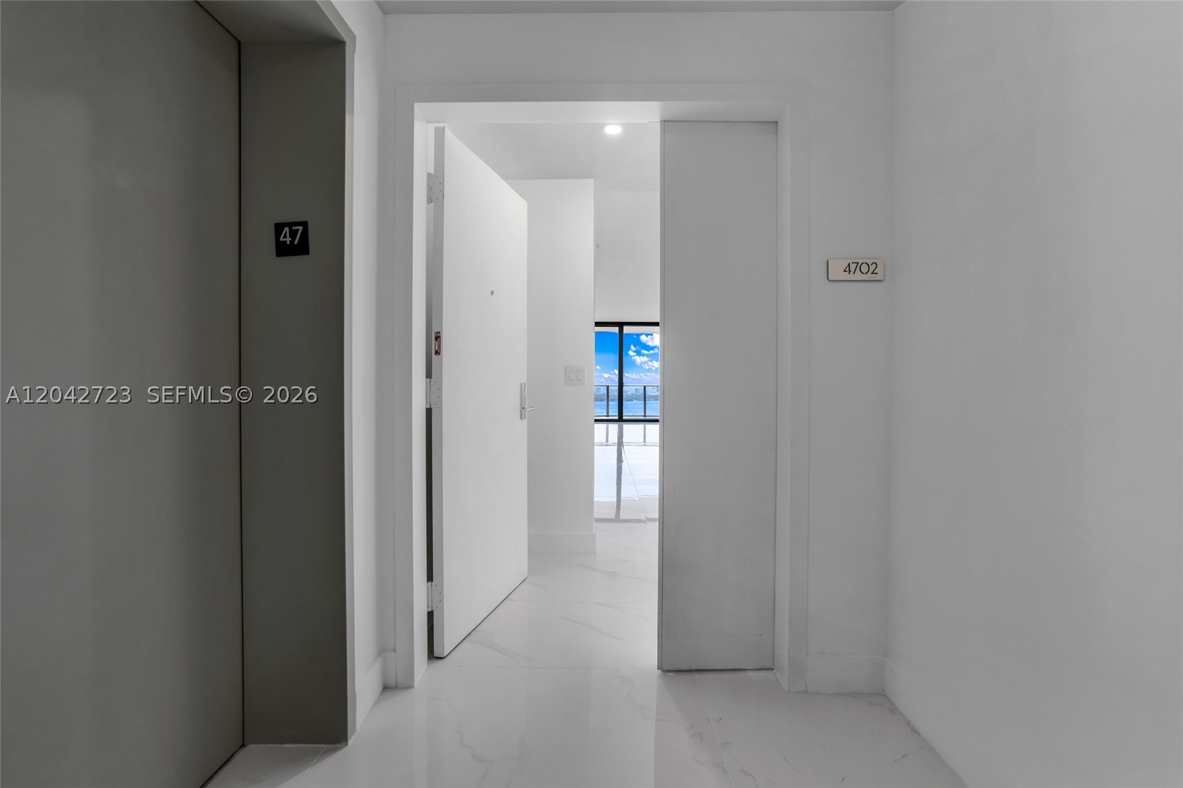 BAY BREEZE - Residential