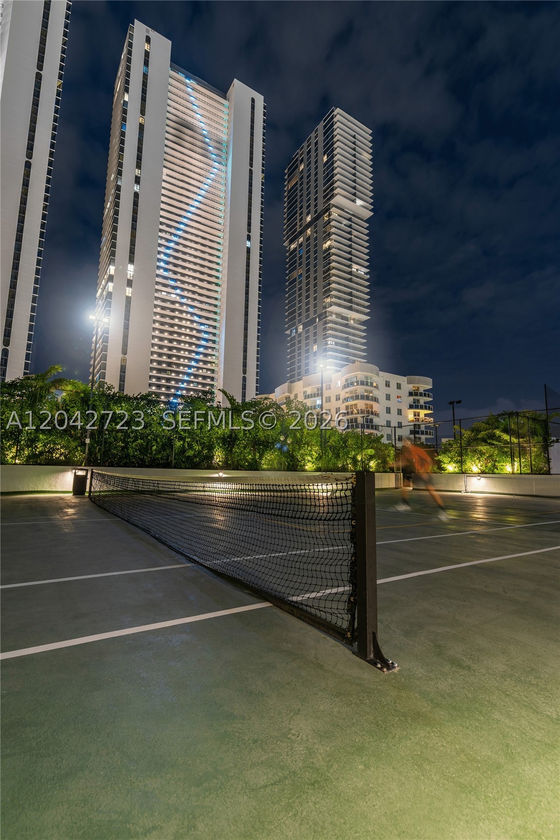BAY BREEZE - Residential