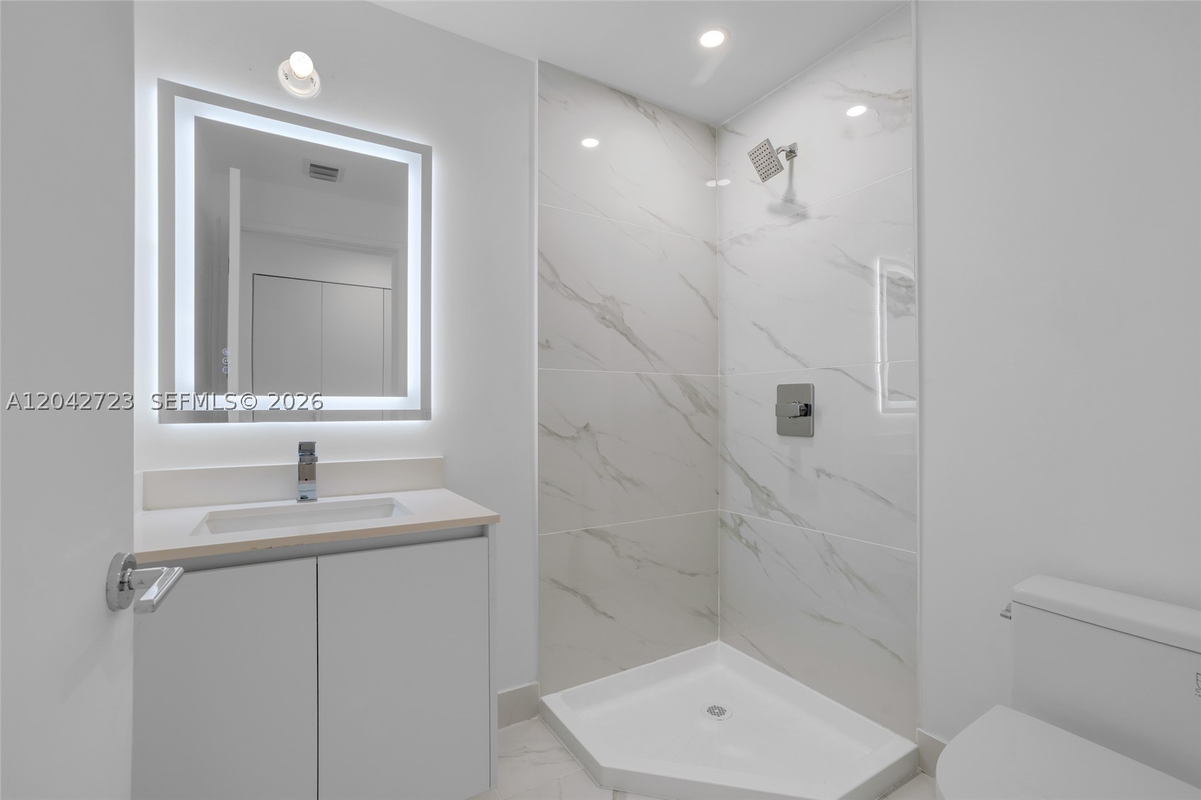 BAY BREEZE - Residential