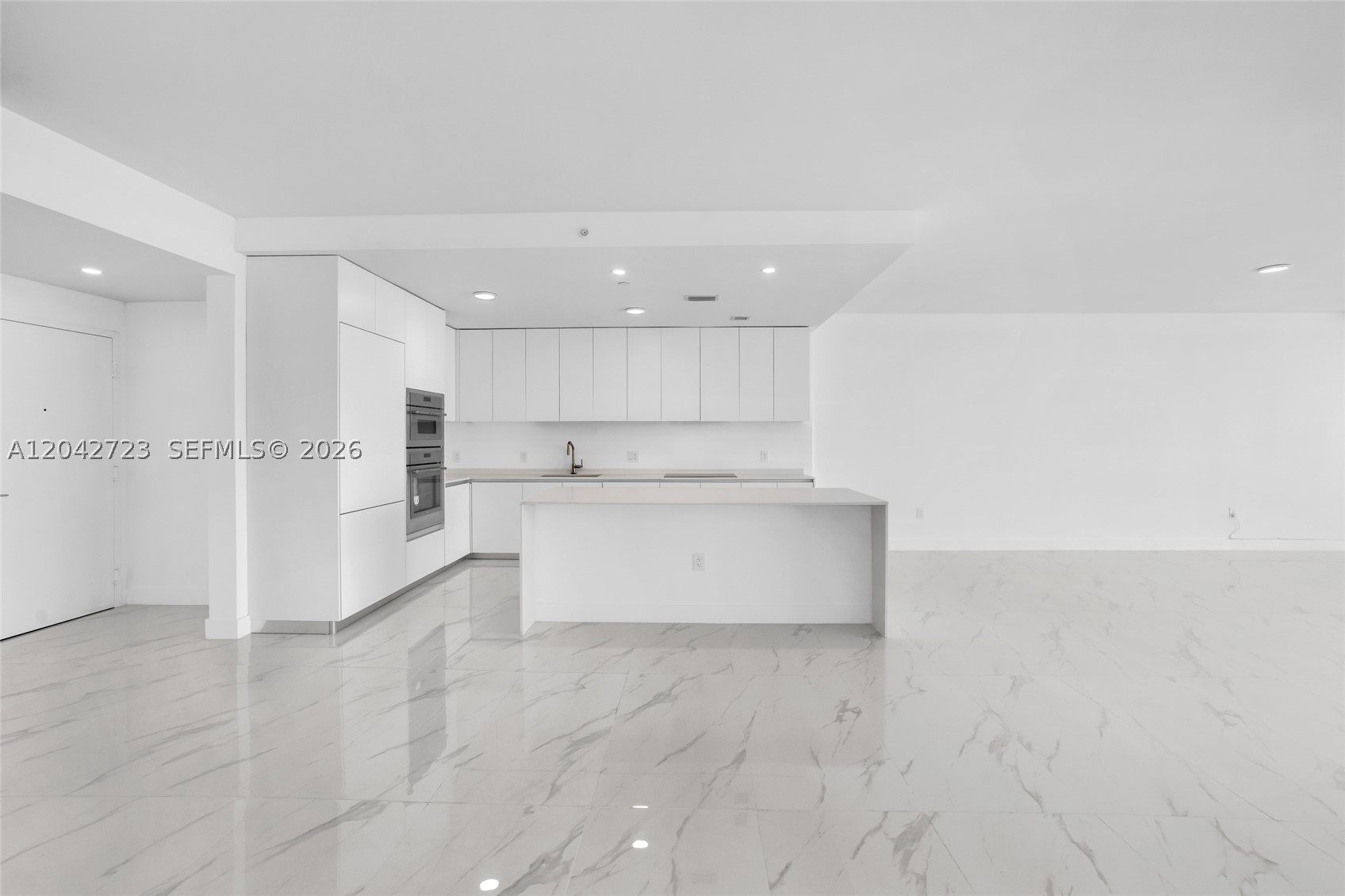 BAY BREEZE - Residential