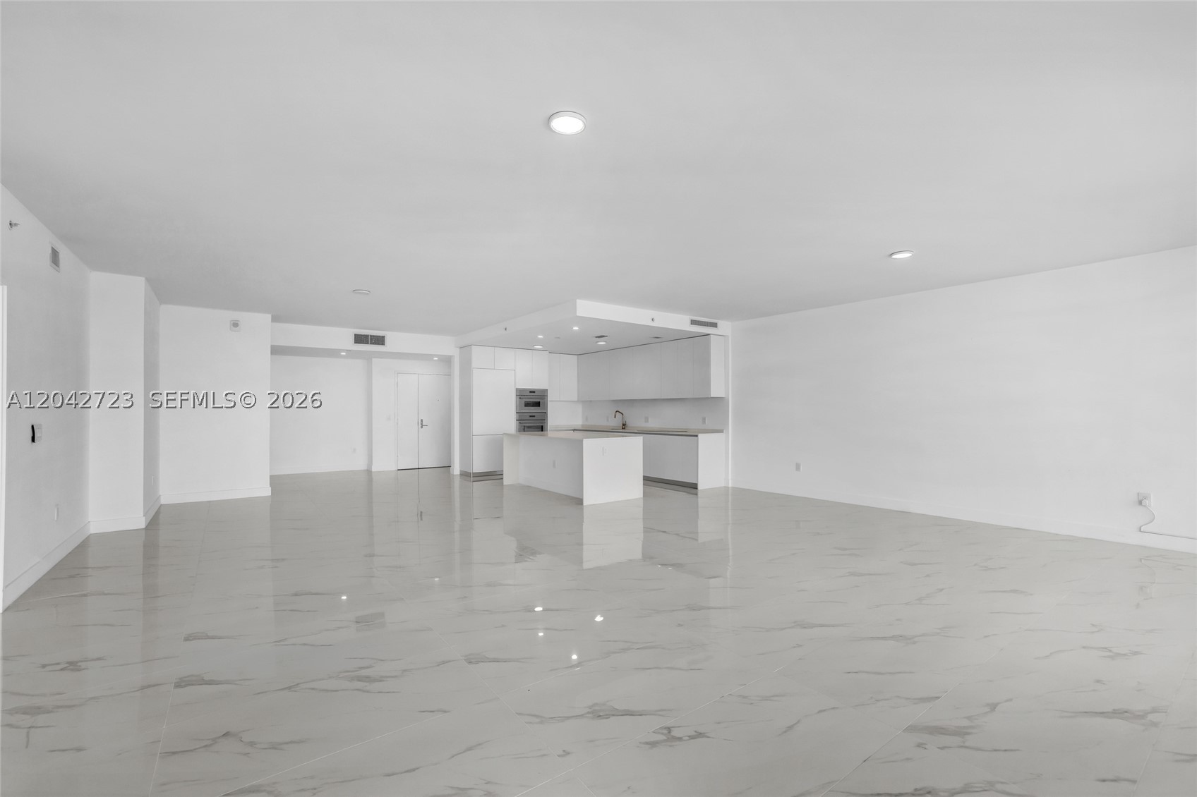 BAY BREEZE - Residential