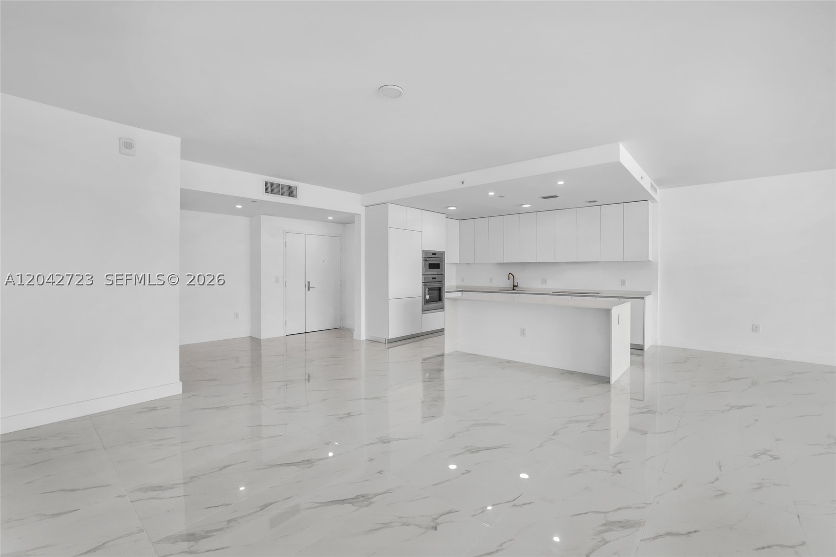 BAY BREEZE - Residential