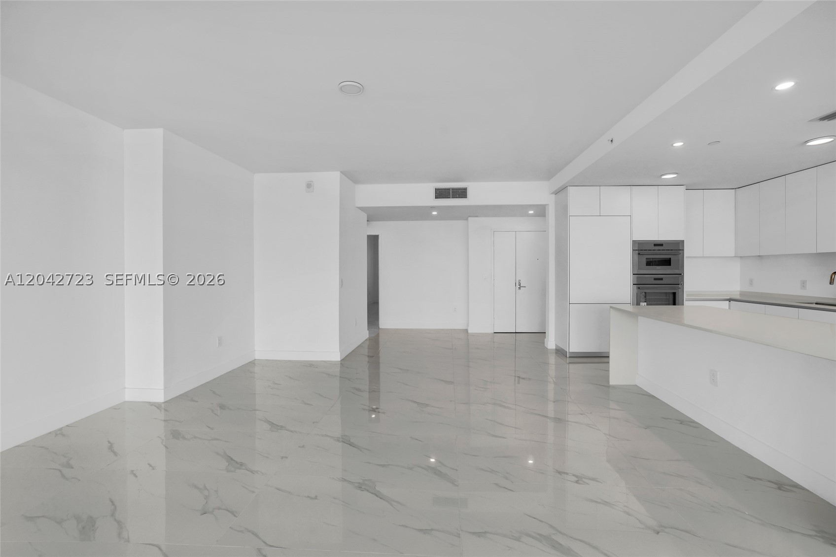 BAY BREEZE - Residential