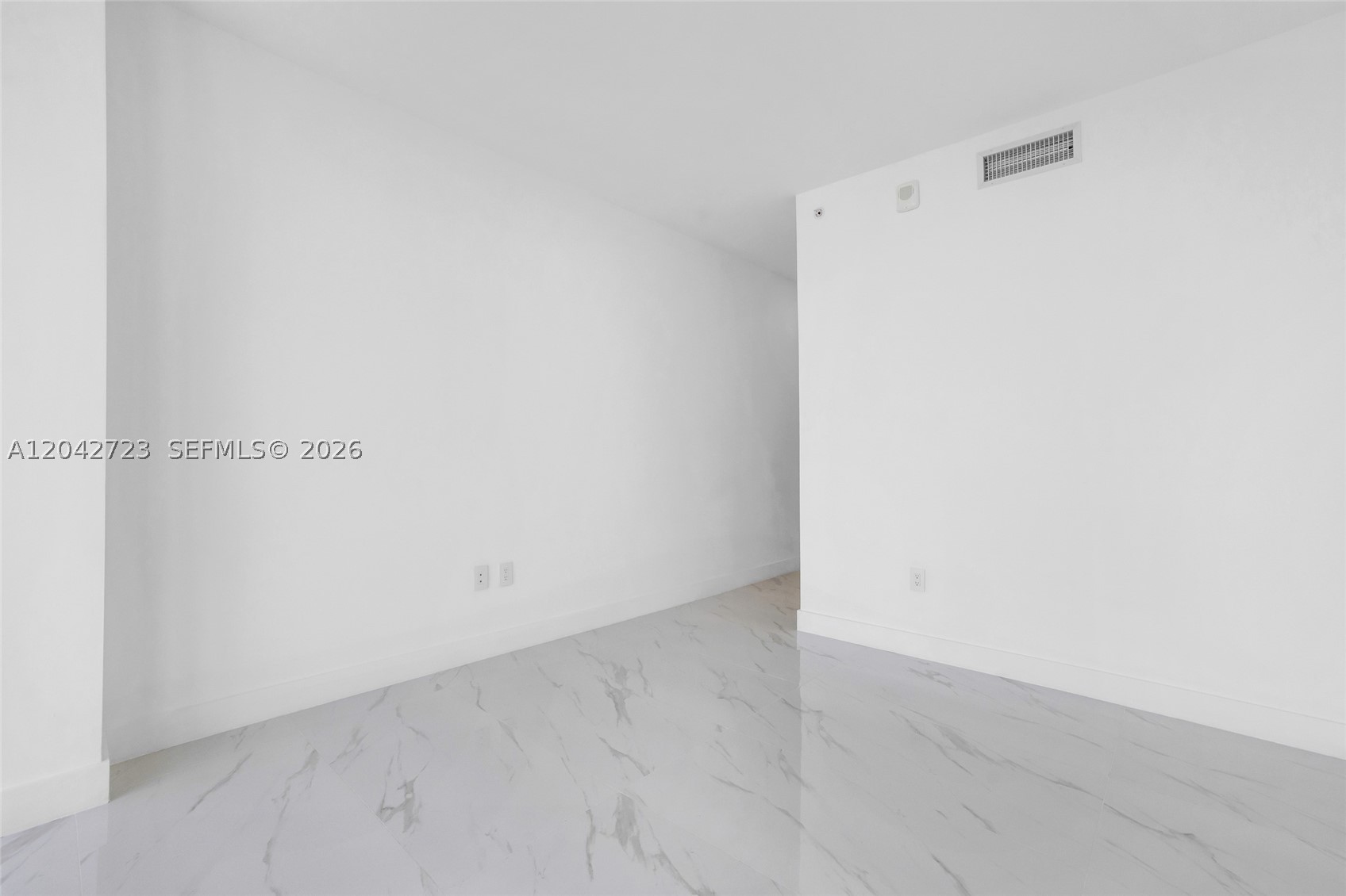 BAY BREEZE - Residential