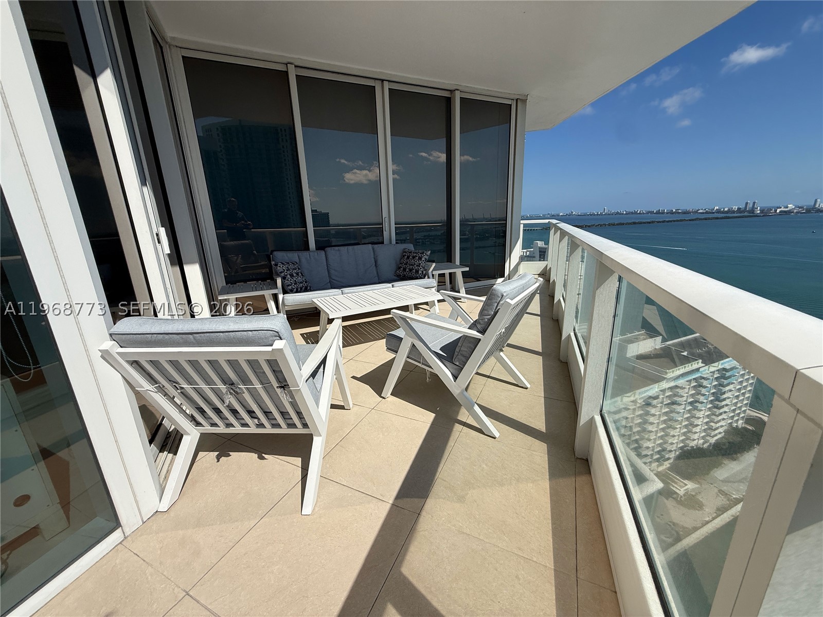 PARAMOUNT BAY CONDO - Residential