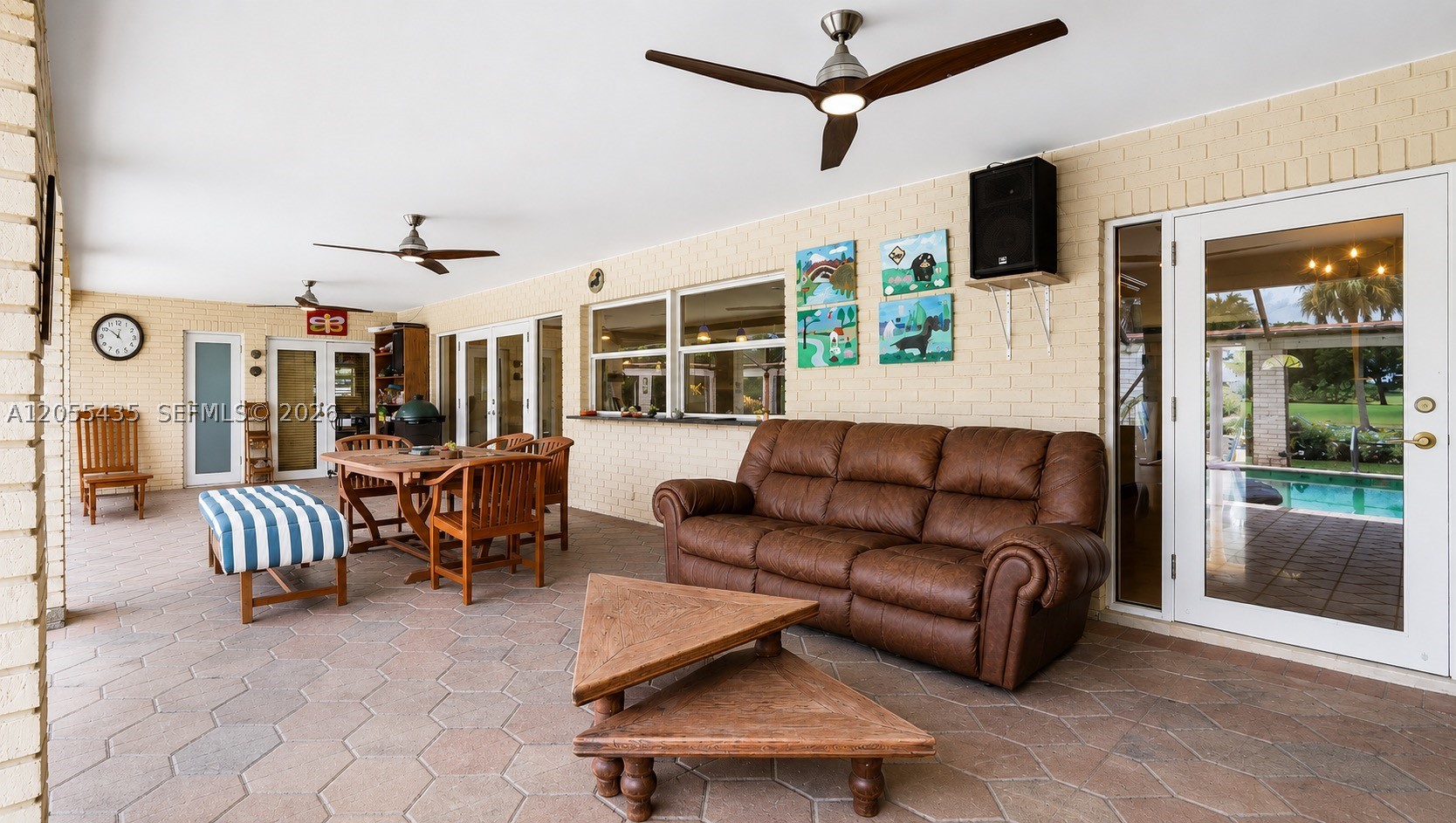 CORAL SPRINGS COUNTRY CLU - Residential
