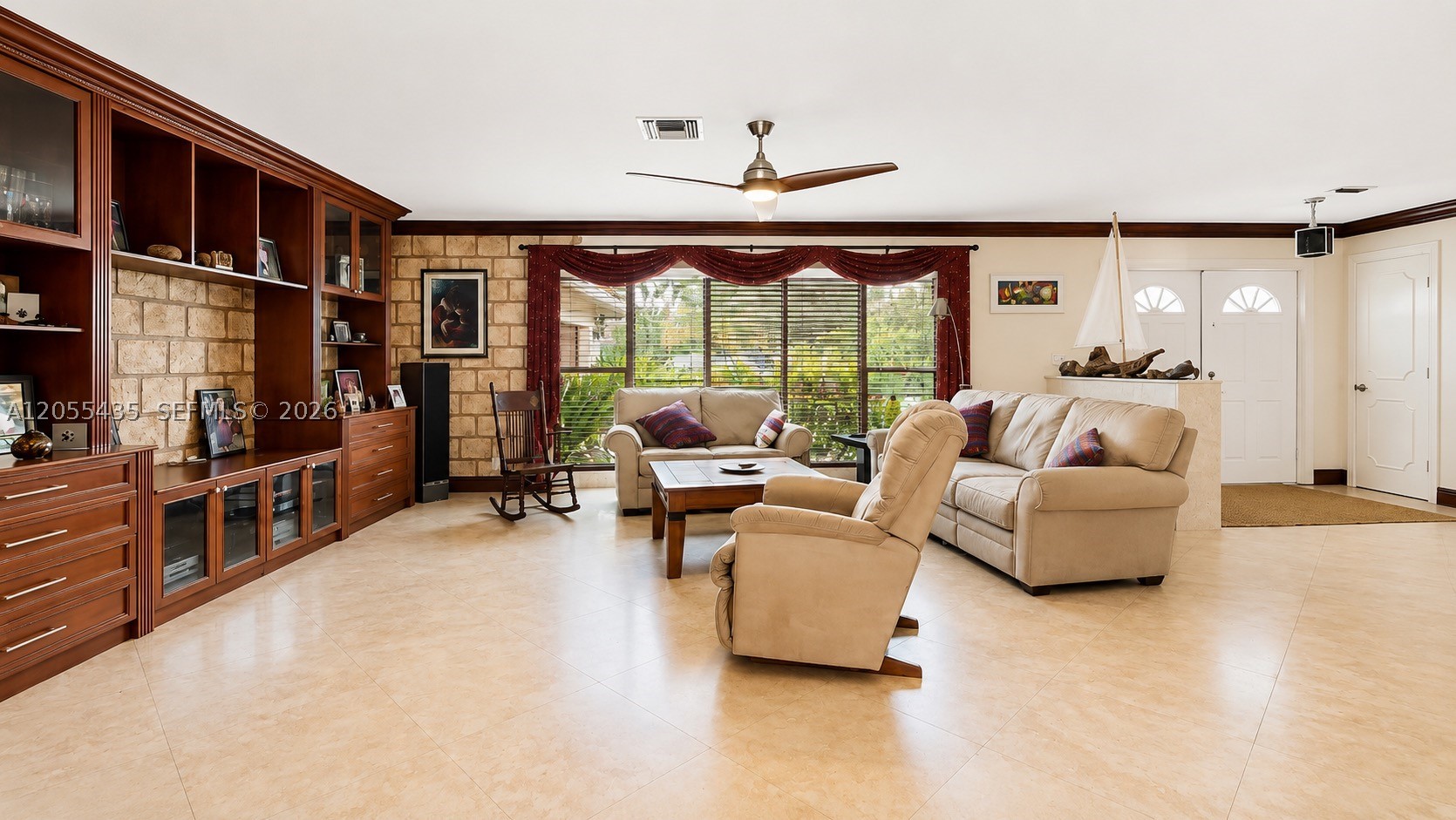 CORAL SPRINGS COUNTRY CLU - Residential