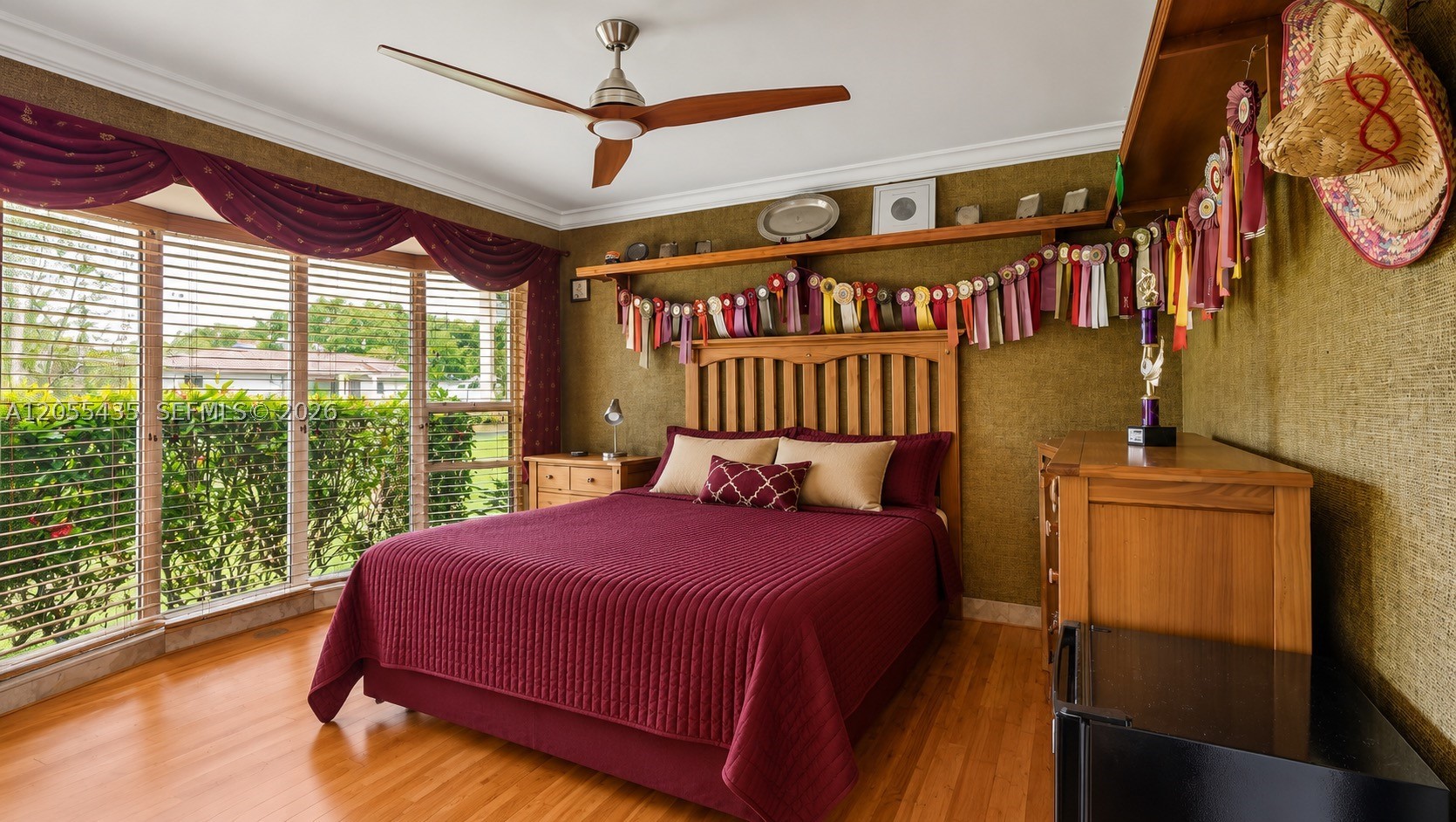 CORAL SPRINGS COUNTRY CLU - Residential