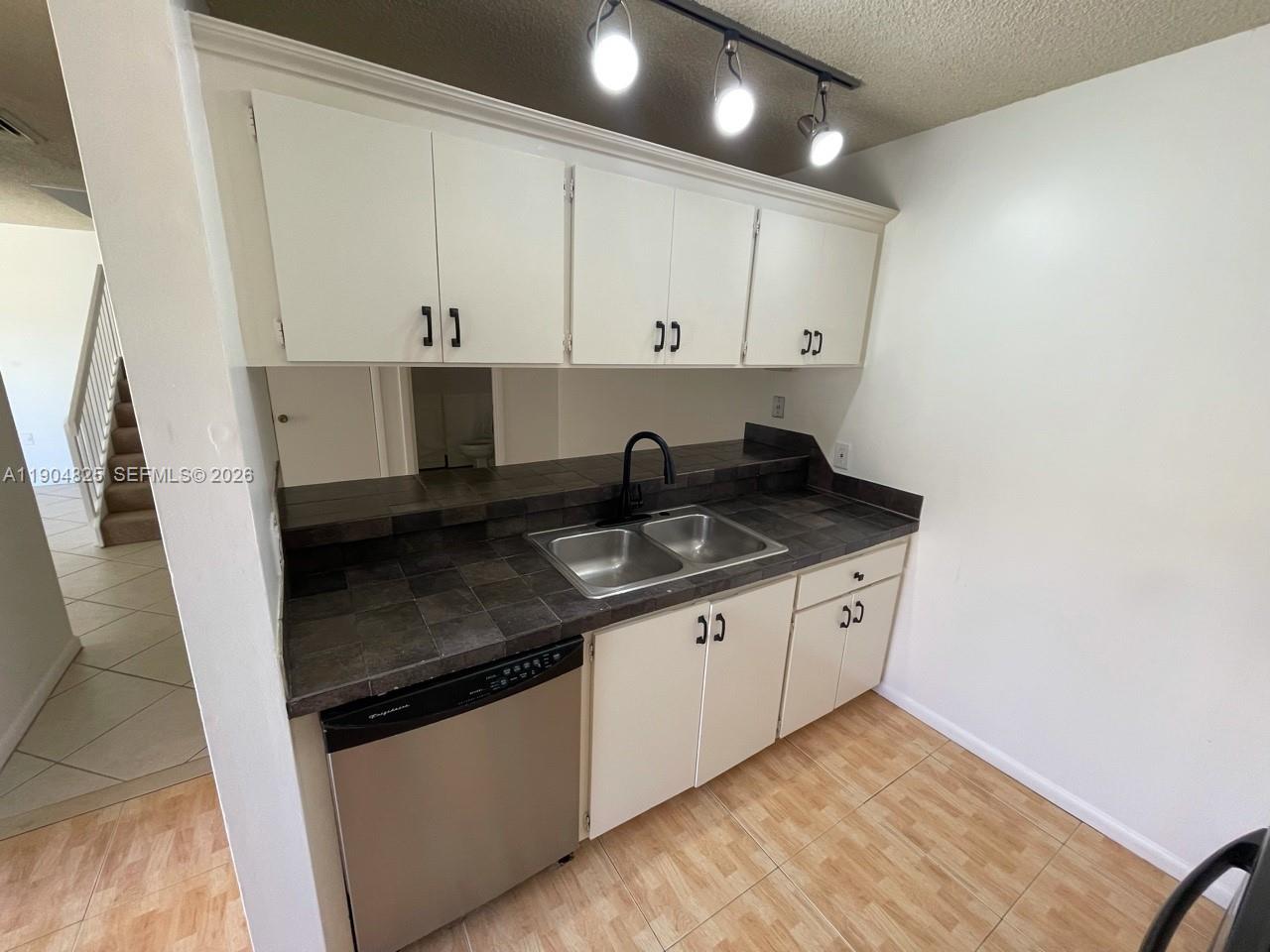VILLAGE OF SANDALWOOD LAK - Residential