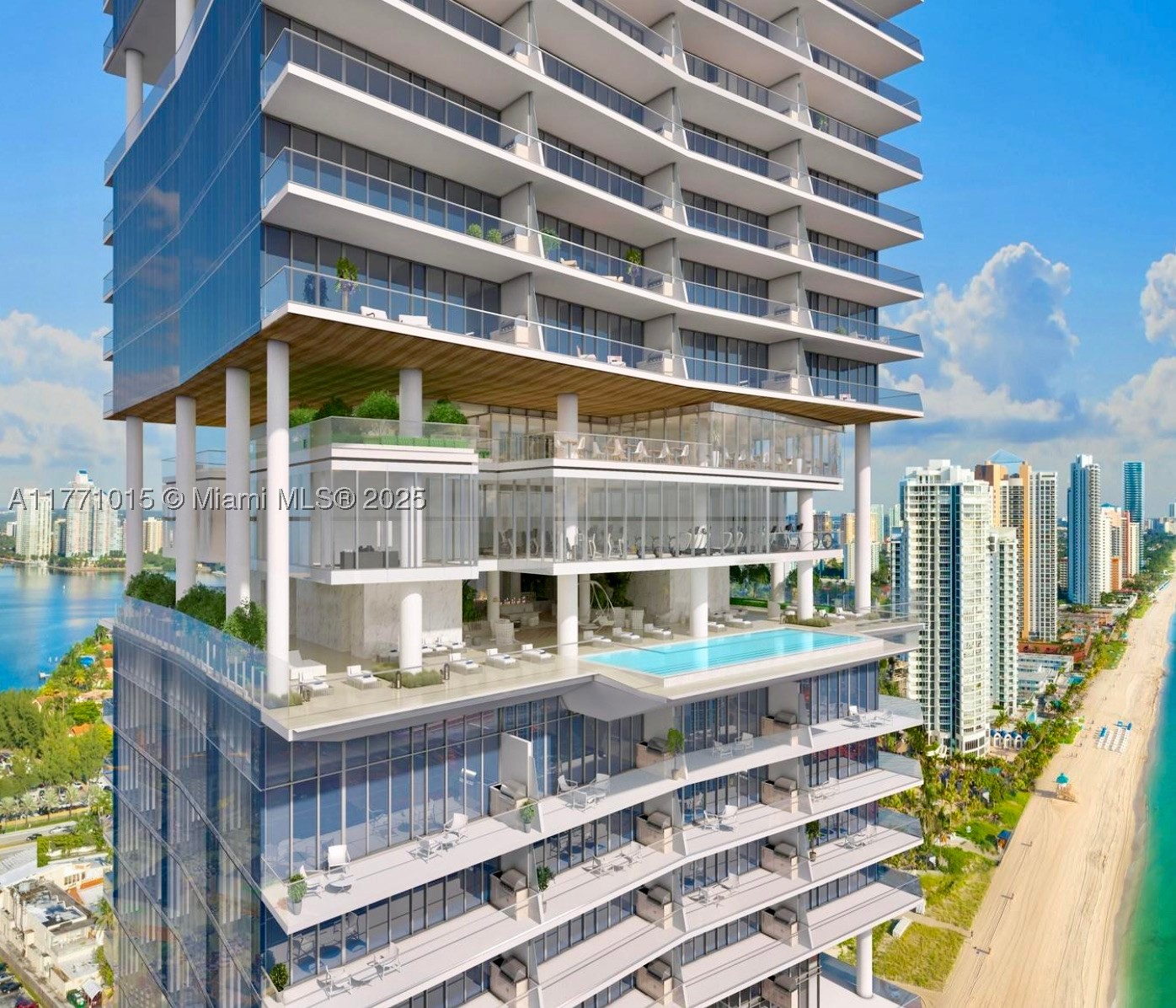 TURNBERRY OCEAN CLUB - Residential