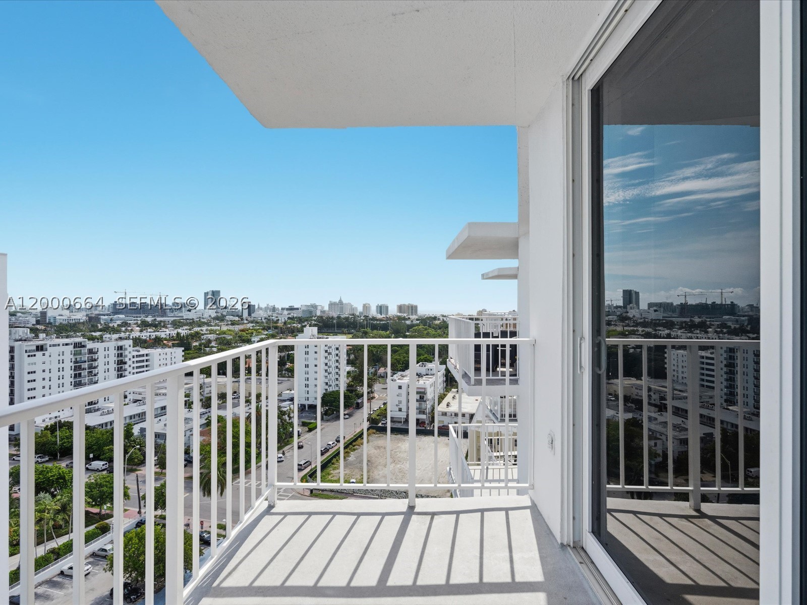 BAYVIEW TERR CONDO - Residential