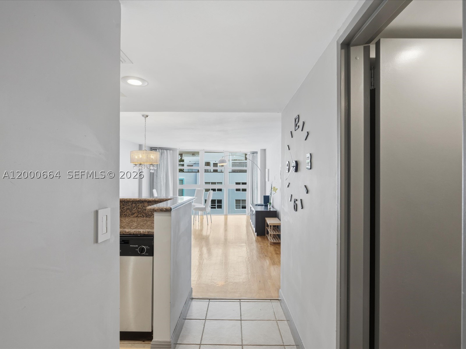 BAYVIEW TERR CONDO - Residential