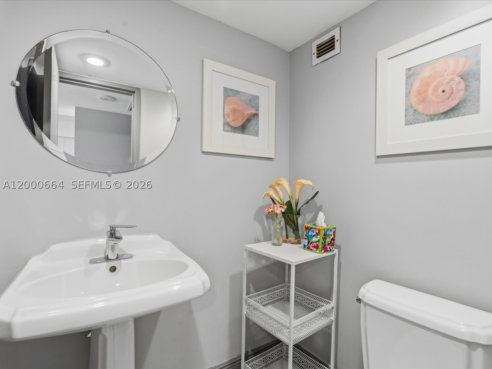 BAYVIEW TERR CONDO - Residential
