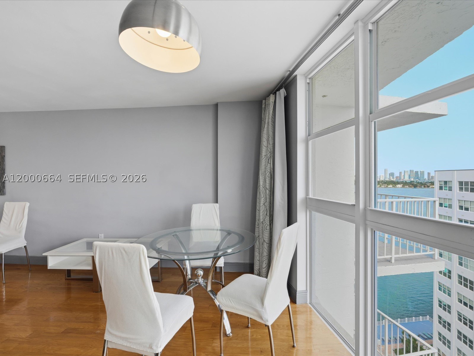 BAYVIEW TERR CONDO - Residential
