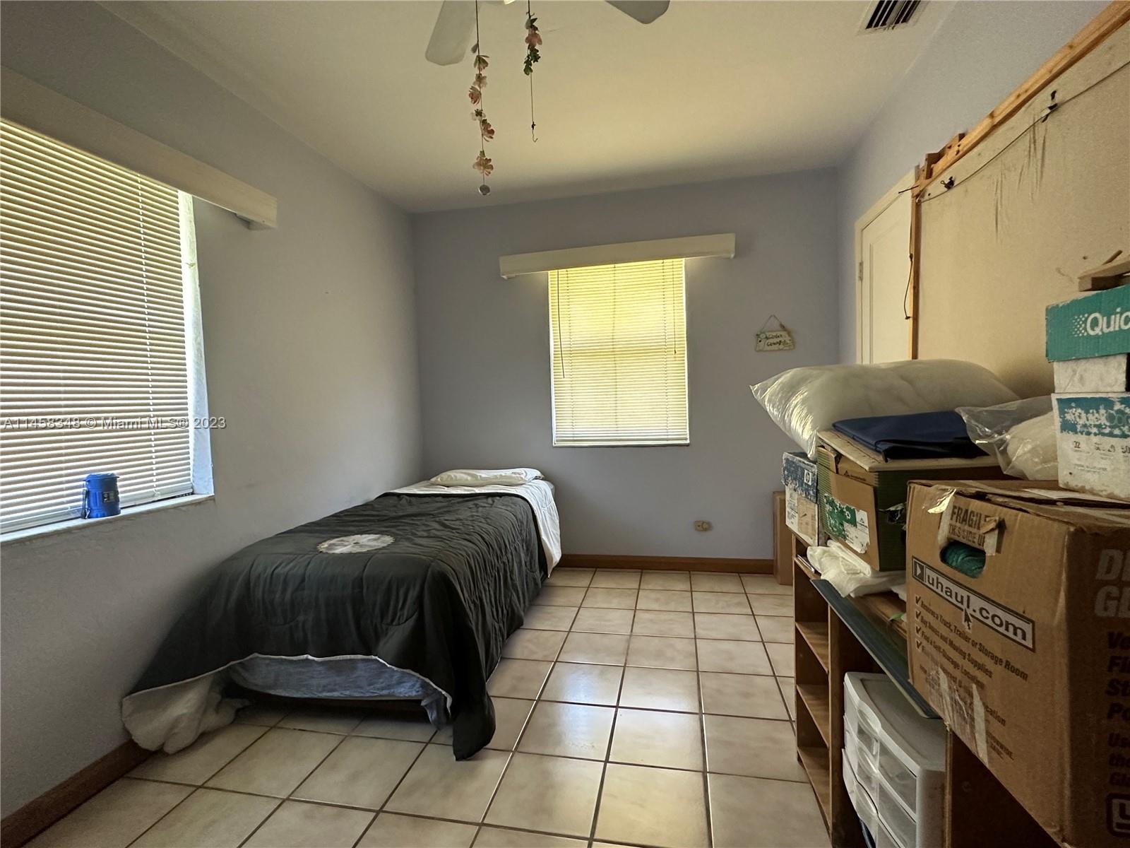 MACKLE PARK - Residential