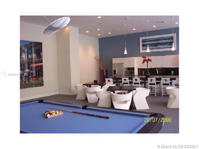 VENTURE AT AVENTURA WEST - Residential Lease