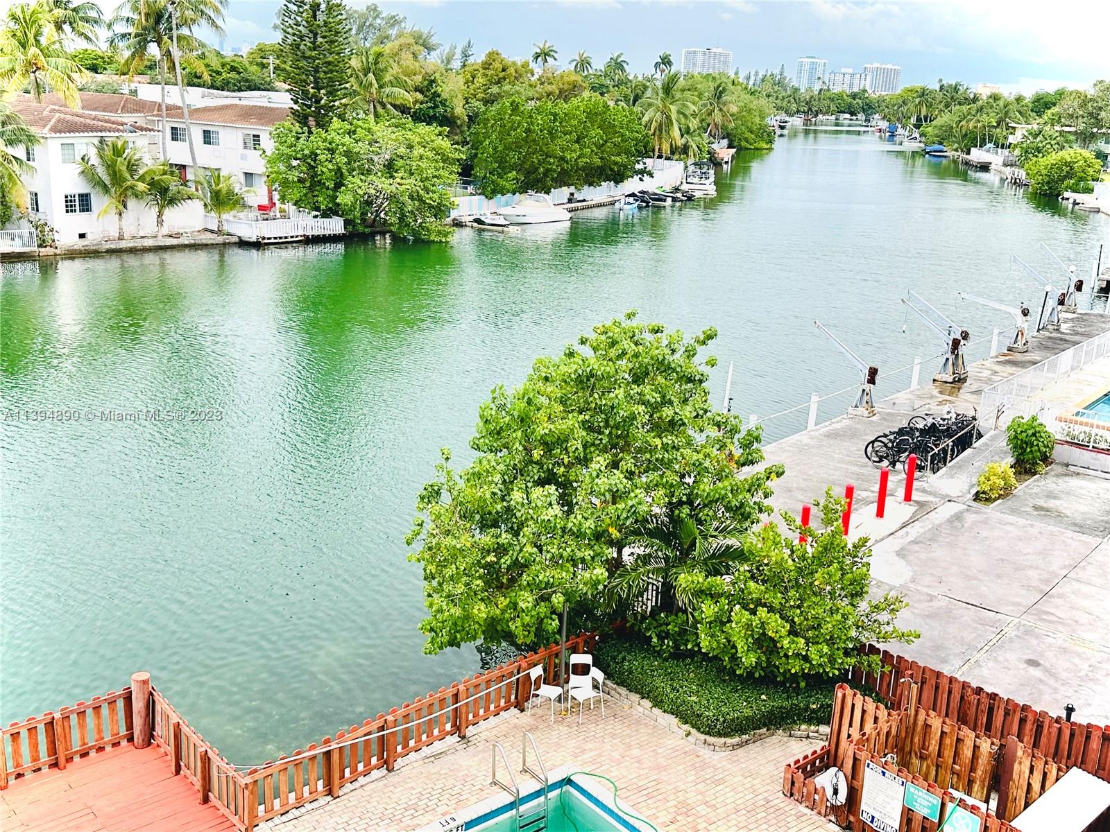 CORAL BAY CLUB CONDO - Residential