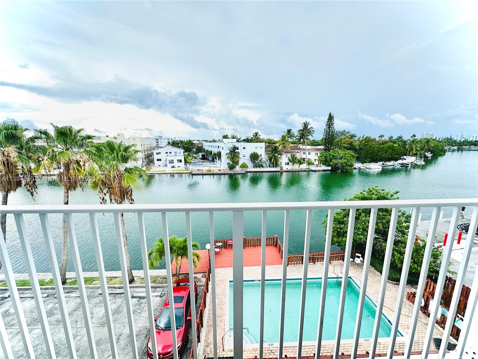 CORAL BAY CLUB CONDO - Residential
