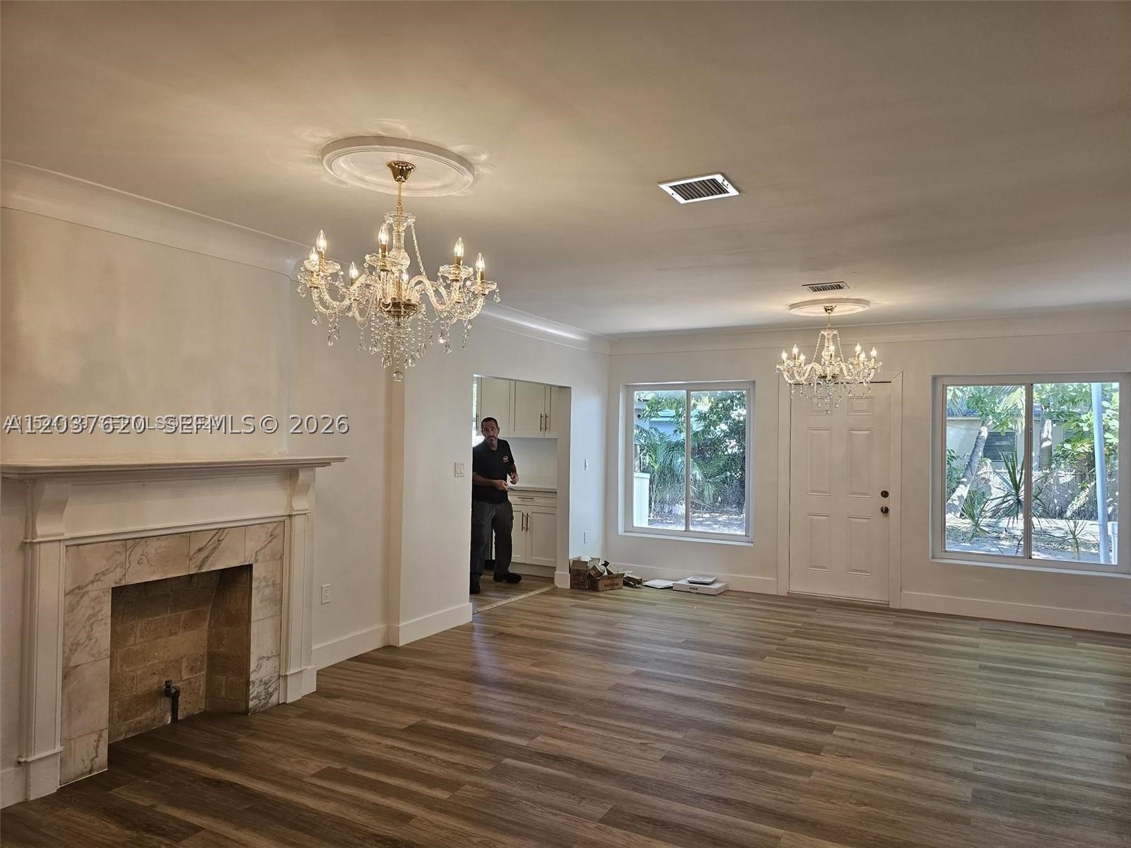 ISLE OF NORMANDY MIAMI VI - Residential Lease
