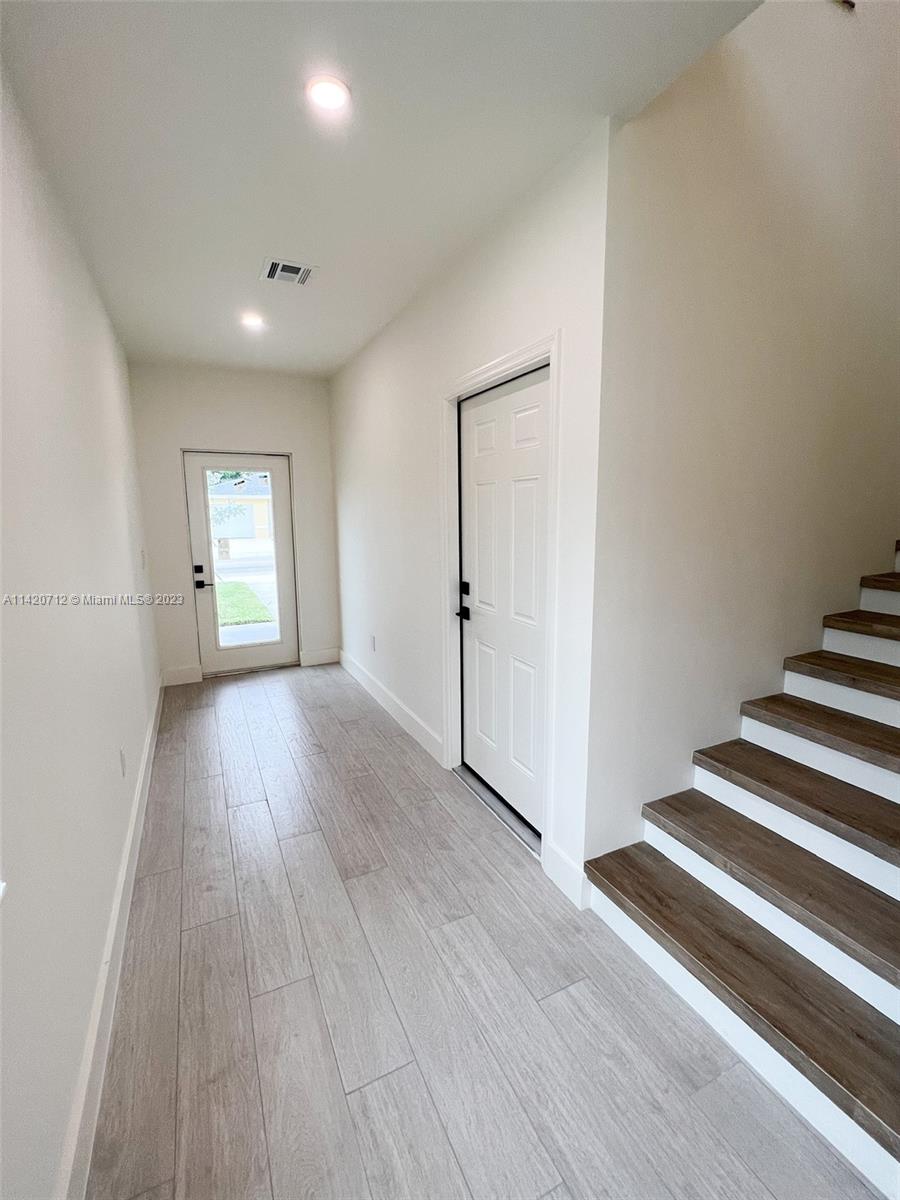 CASAVISTA TOWNHOMES - Residential