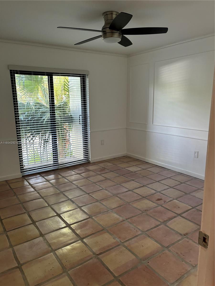 OASIS CONDO NO 3 - Residential Lease