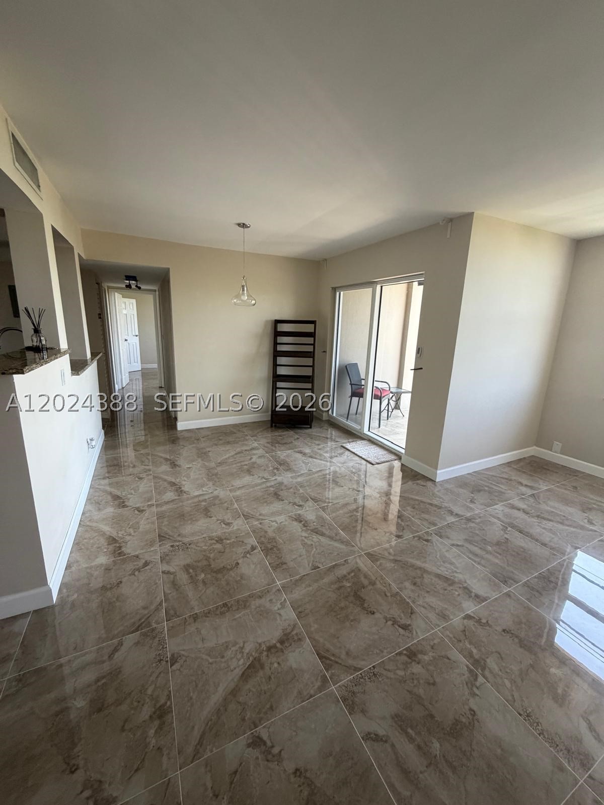 PLAZA 15 CONDO - Residential