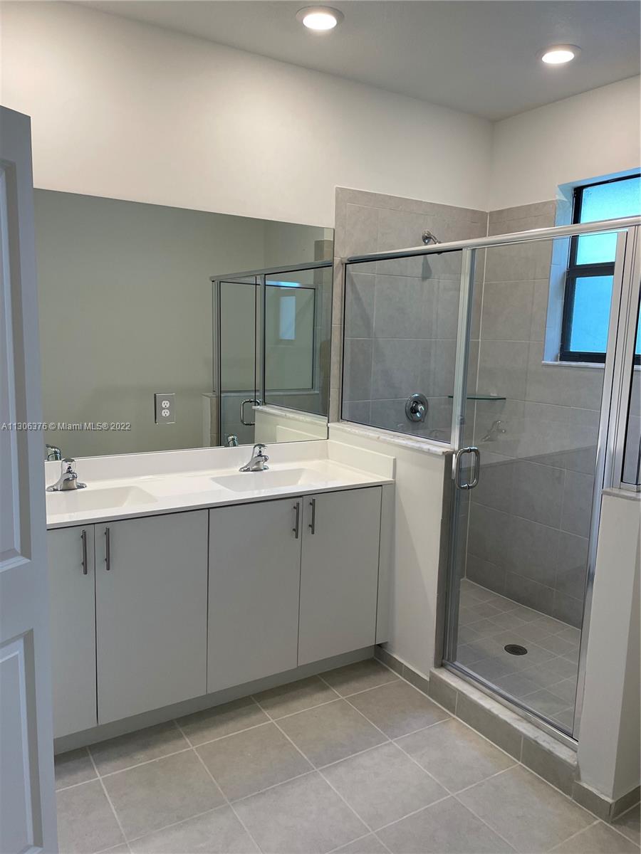 Pine Vista - Residential Lease