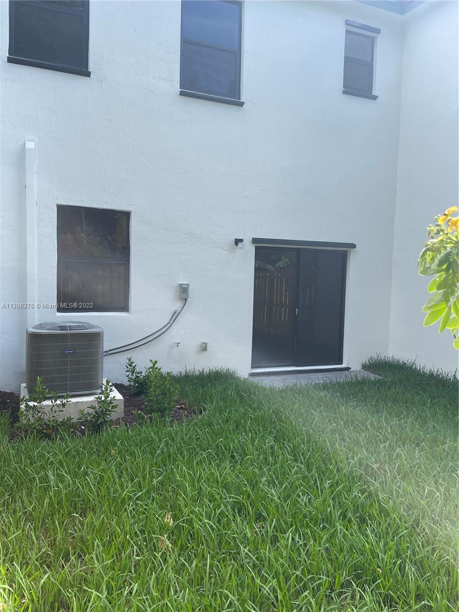 Pine Vista - Residential Lease