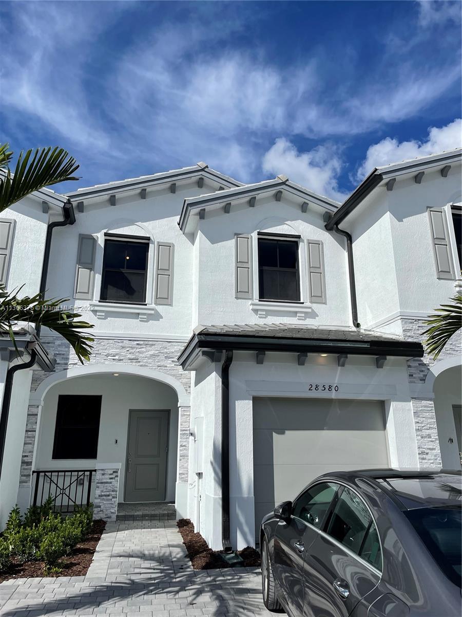 BRAND NEW TOWNHOUSE 3 BED / 2.5 BATHS, IN THE MOST DESIRABLE COMMUNITY IN PINE VISTA, CLOSE TO SHOPING CENTER, RESTAURANTS. ONE CAR GARAGE + 2 PARKING SPACE, TILE ON FIRST FLOOR. KITCHEN WITH QUARTZ COUNTERTOP AND SS APLIANCES, NICE PATIO, LARG WALK-IN CLOSET IN THE MASTER BEDROOM, BIG FAMILY ROOM AND HALF BATHROOM DOWNSTAIRS, WASHER AND DRYER INSIDE THE UNIT. LOVELY BACKYARD WITH NO BACK NEIGHBORS. NEAR TURNPIKE. EASY TO SHOW!!!