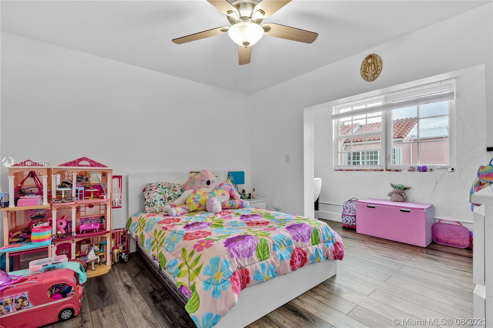 SUNSET HARBOUR SEC IV - Residential