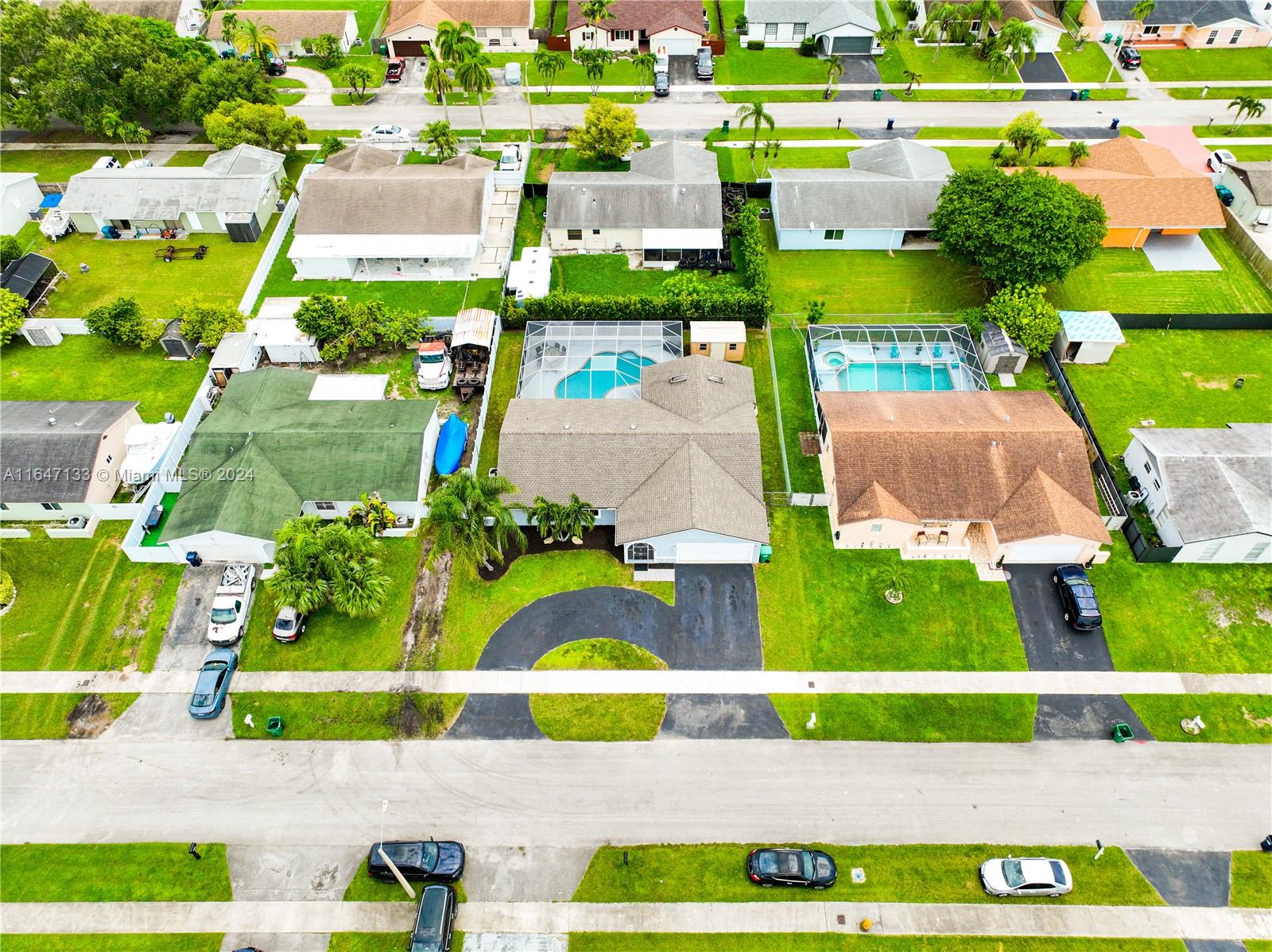 MEADOW WOOD MANOR SEC 10 - Residential