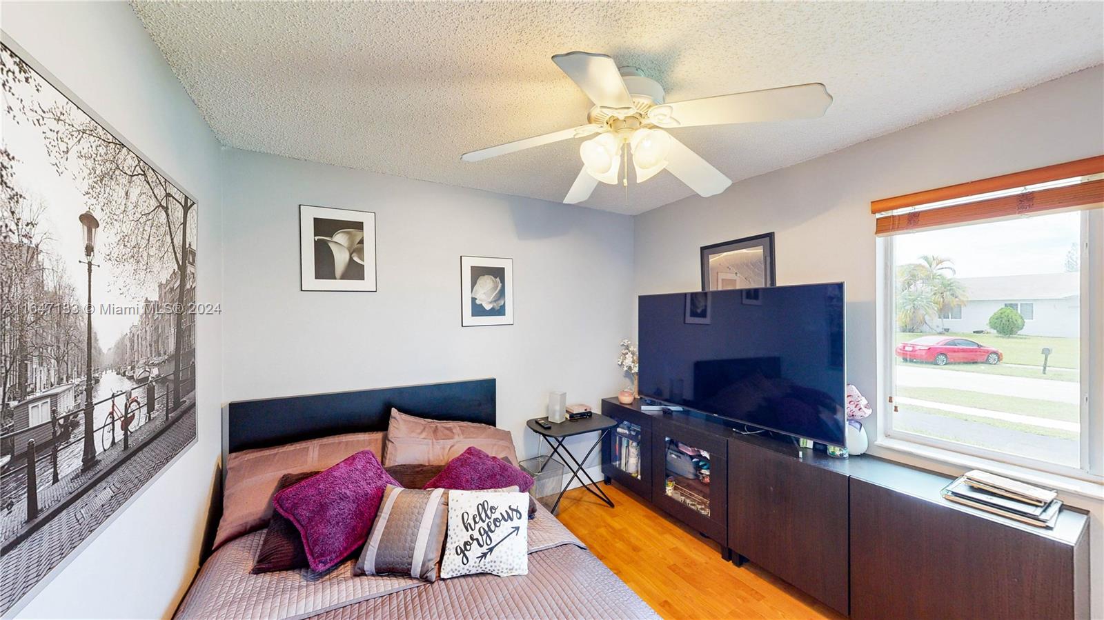 MEADOW WOOD MANOR SEC 10 - Residential