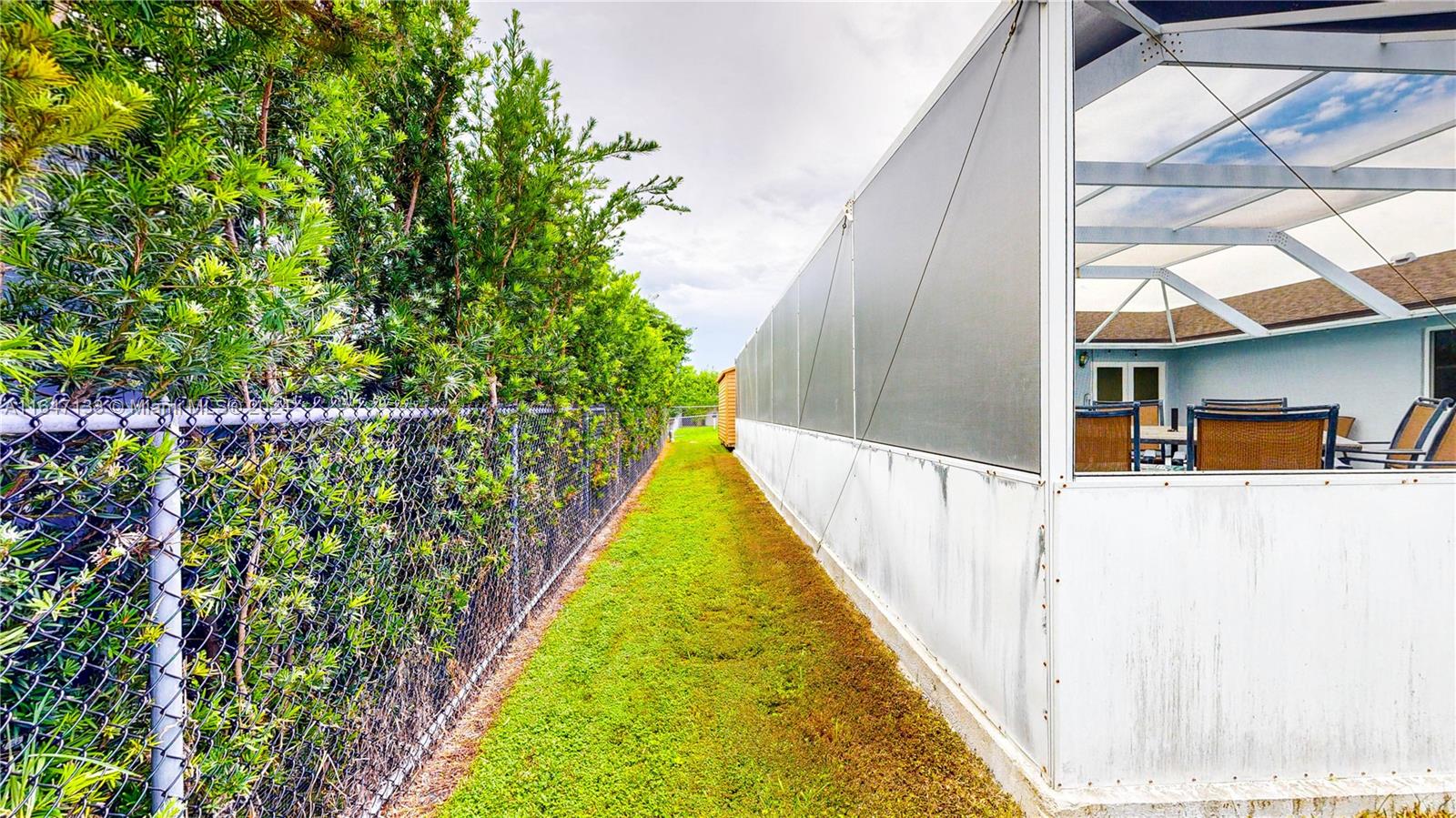 MEADOW WOOD MANOR SEC 10 - Residential