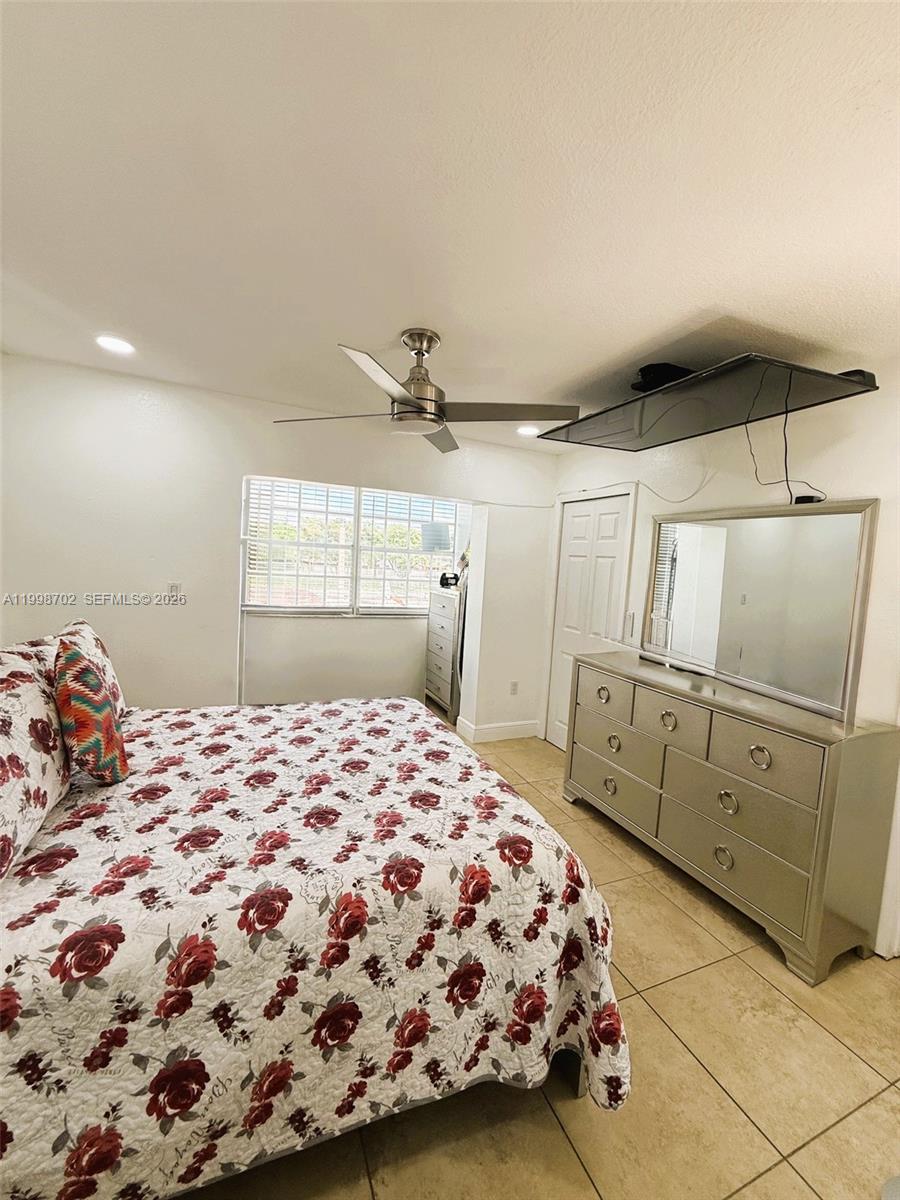SUNSET HARBOUR SEC VI - Residential