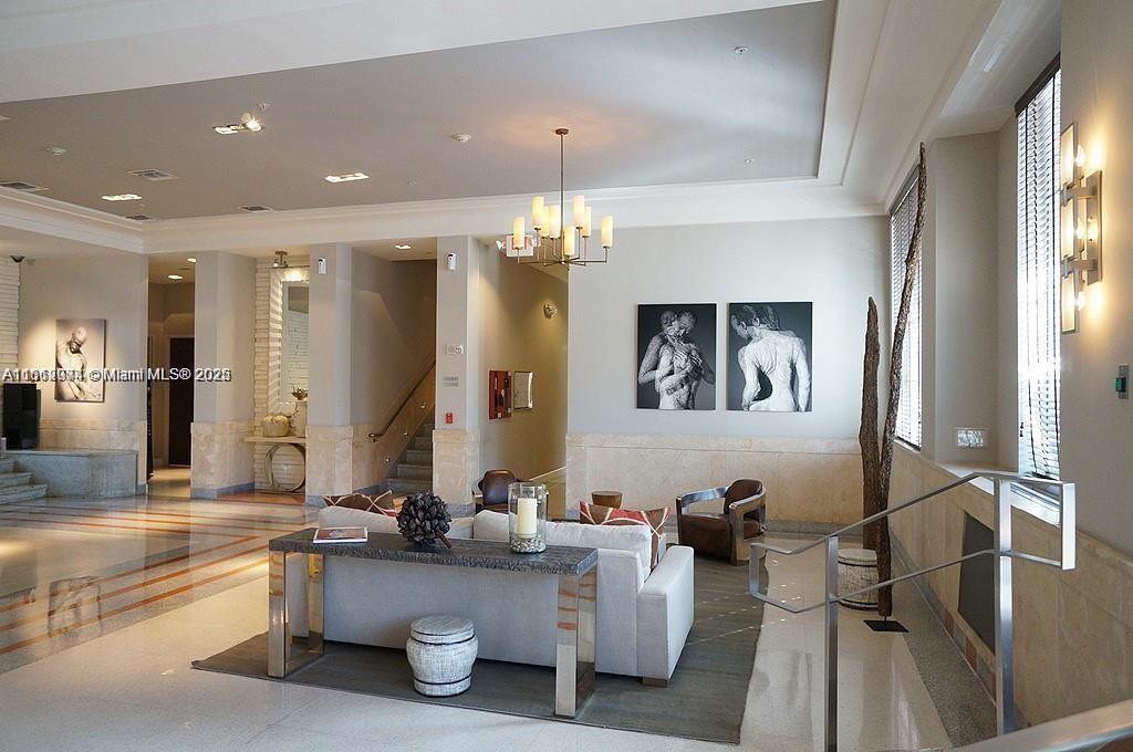 Available June 30st. Very nice 1/1. Great location, 2 blocks from the ocean, the Bass Museum is across the street, as well is the Miami City Ballet. Lincoln road mall is at 5 mn walk. 2 blocks from W Hotel and Setai Hotel. Completely remodeled building with "resort style" amenities such as 2 heated pool and a gym. The unit has sparkling laminated wood floor, stainless steel appliances. Modern bathroom. Washer/ Dryer inside the unit .One valet parking included with the apartment. Lobby attended and 24 hours security- Beautiful lobby.