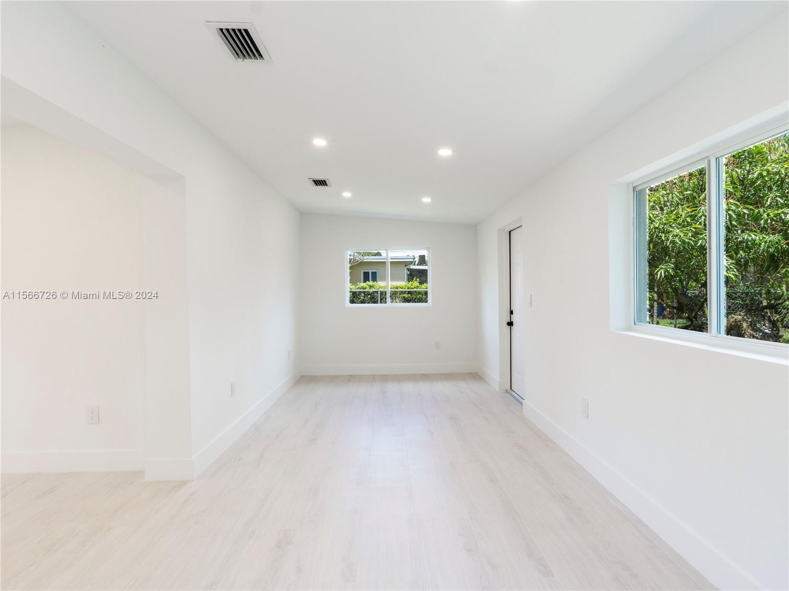 NEW SO MIAMI HEIGHTS SEC - Residential