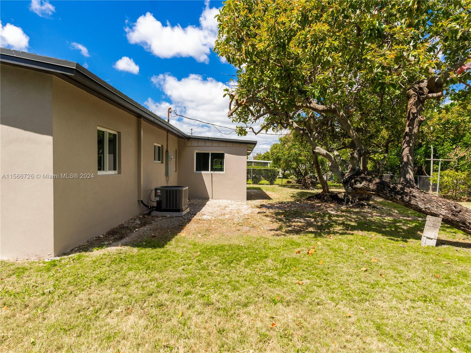 NEW SO MIAMI HEIGHTS SEC - Residential