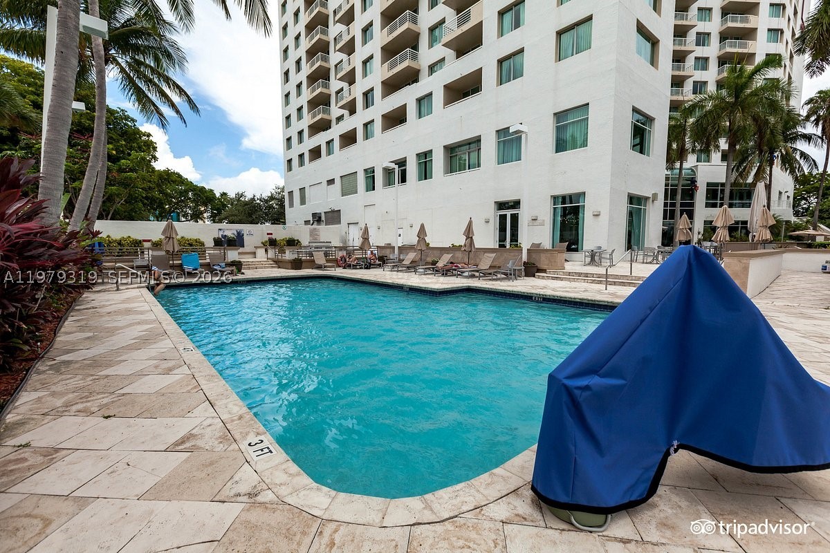 GALLERY ONE CONDO - Residential