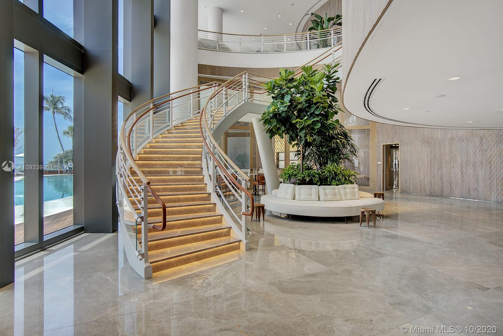 Ritz Carlton Residence - Residential