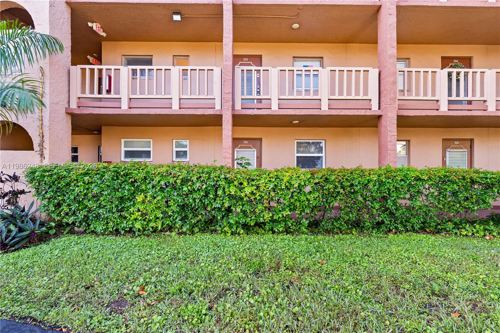SUNRISE LAKES 140 CONDO - Residential