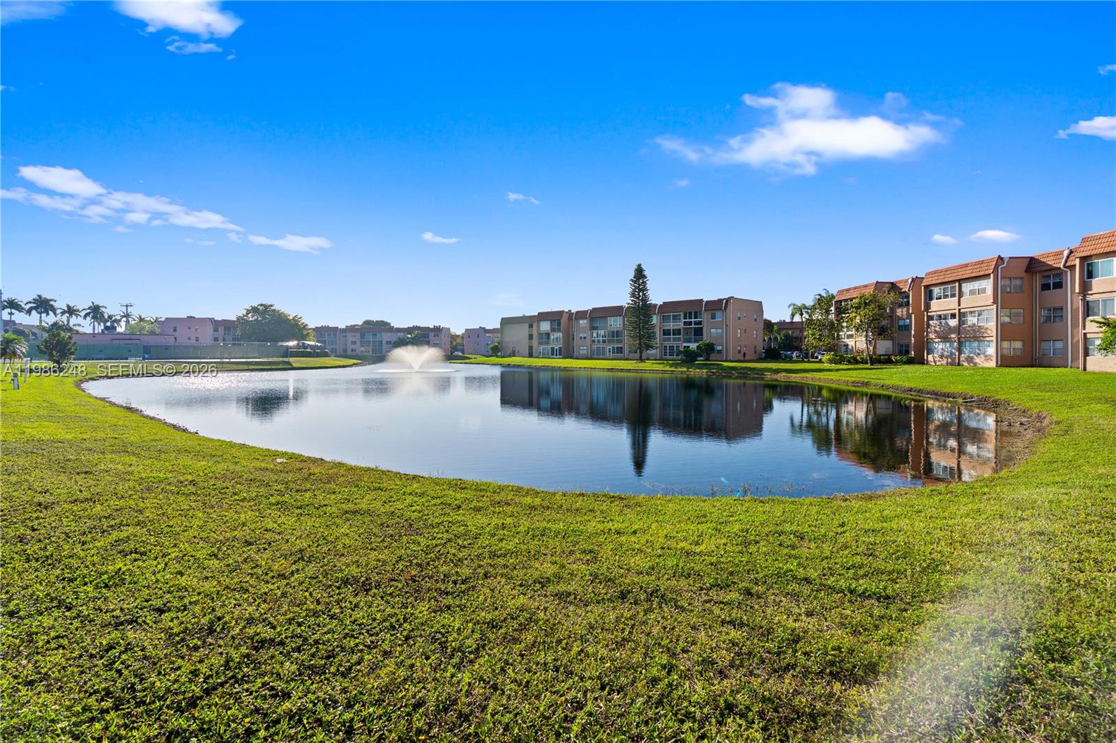 SUNRISE LAKES 140 CONDO - Residential