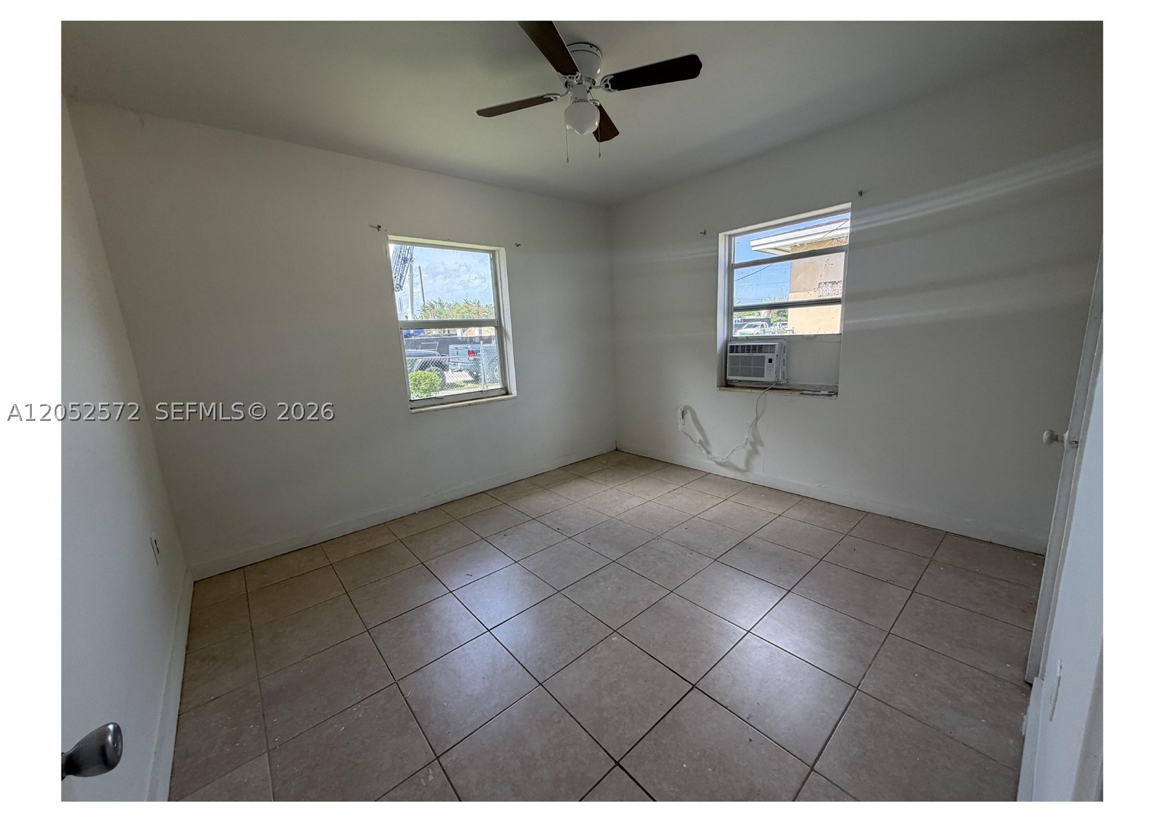 EVERGLADES TERRACE - Residential Lease
