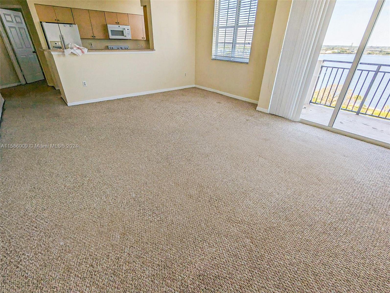 MONTECITO PALM BEACH COND - Residential Lease