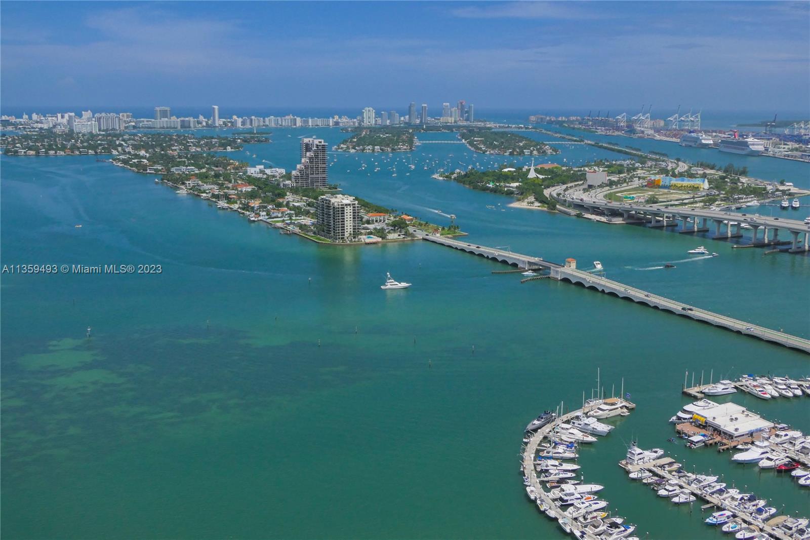 ARIA ON THE BAY CONDO - Residential